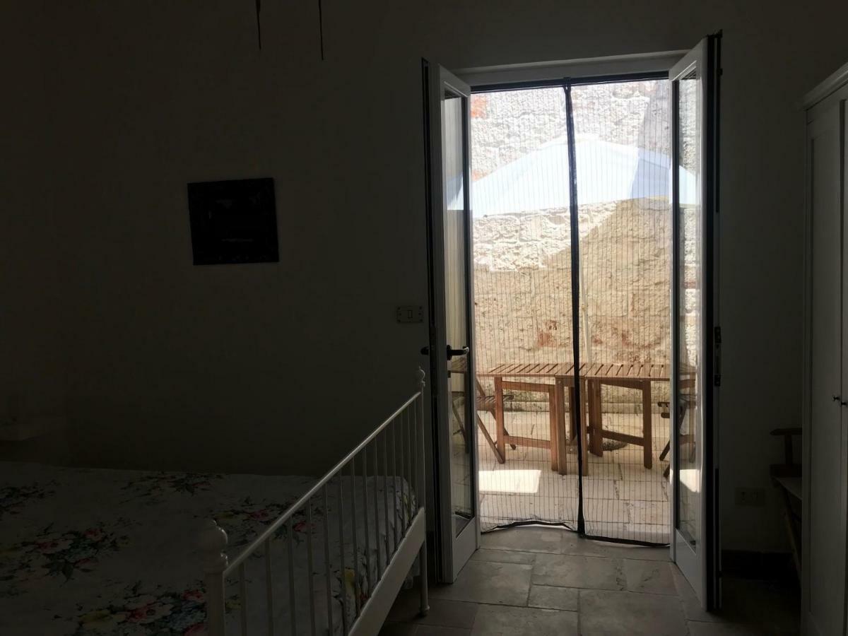 Villa Miccoli Apartments Ceglie Messapica Exteriör bild
